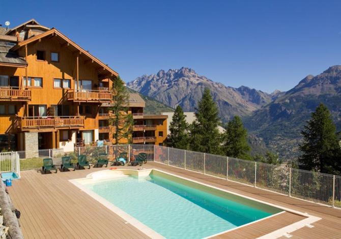 Apartment Le Hameau Des Ecrins Station 1800 Puy-Saint-Vincent